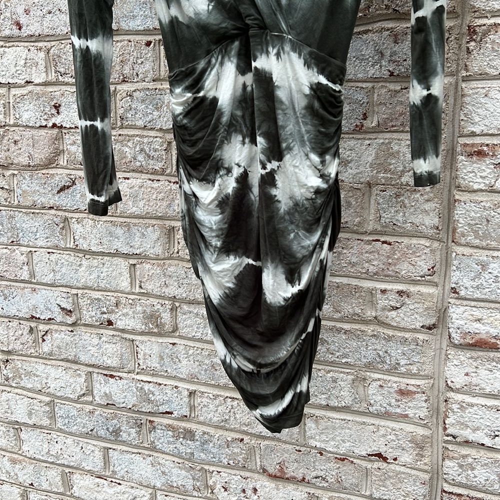 Young Fabulous and Broke Green Tie Dye Dress - Picture 4 of 11